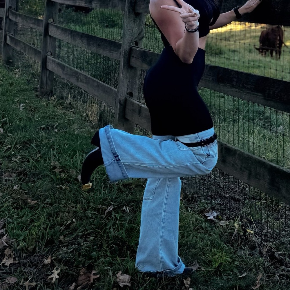 Women's Light Blue Jeans
